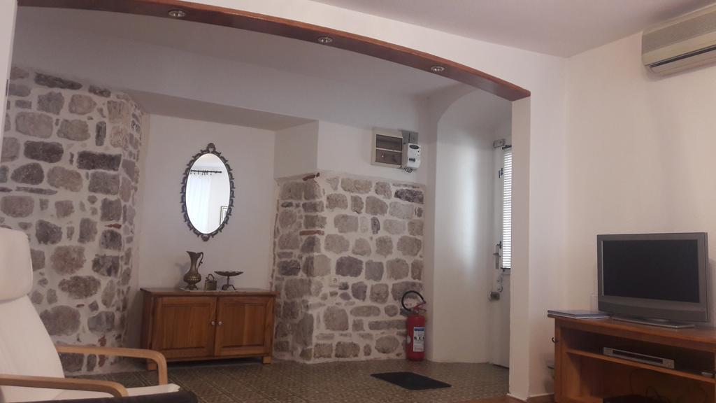 Apartment Vassa Kotor Exterior photo