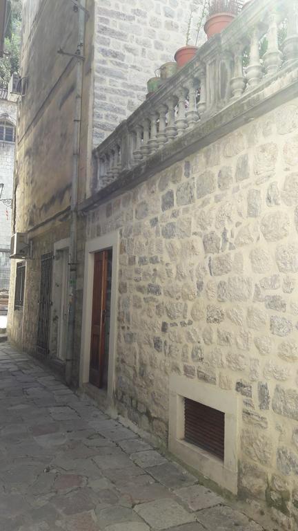Apartment Vassa Kotor Exterior photo